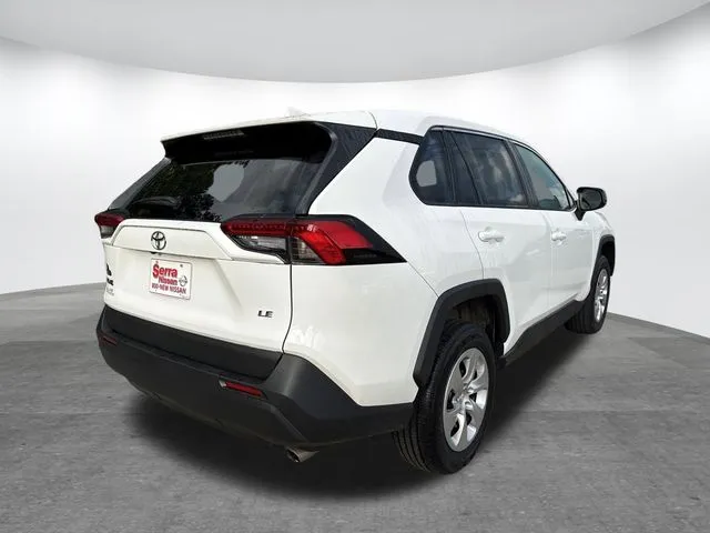 2023 Toyota RAV4 LE thumbnail 6