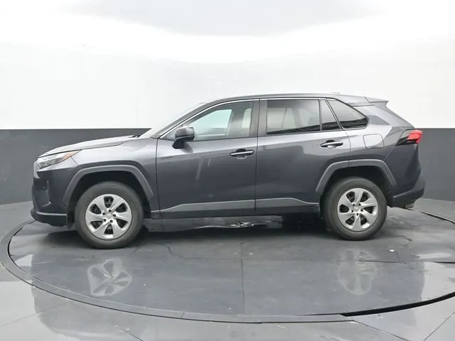 2023 Toyota RAV4 LE thumbnail 7