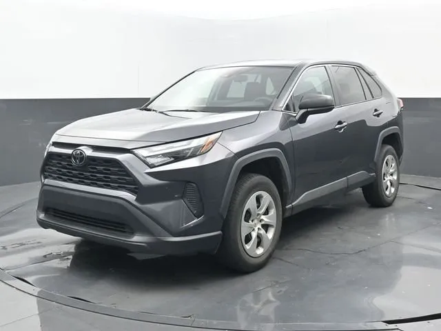 2023 Toyota RAV4 LE thumbnail 8