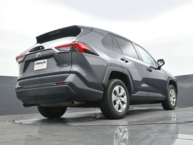 2023 Toyota RAV4 LE thumbnail 11