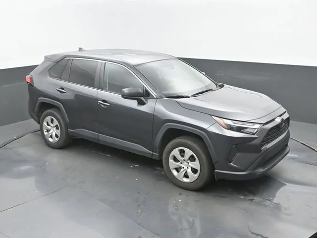 2023 Toyota RAV4 LE thumbnail 13
