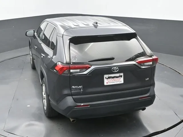 2023 Toyota RAV4 LE thumbnail 15