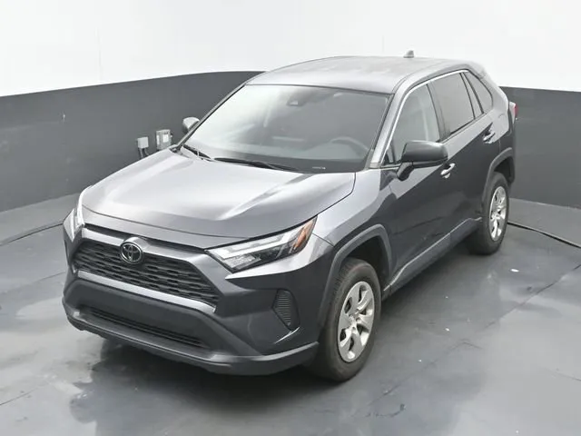 2023 Toyota RAV4 LE thumbnail 16