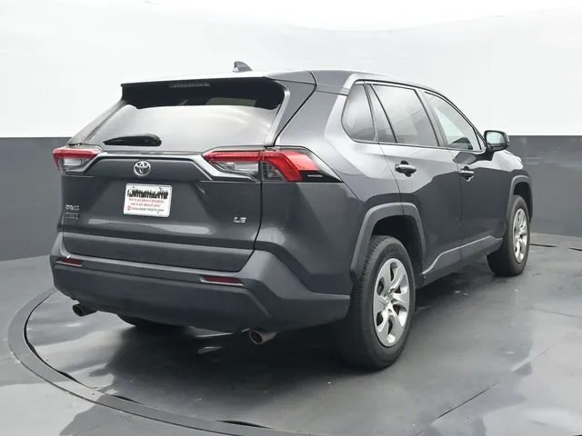 2023 Toyota RAV4 LE thumbnail 6