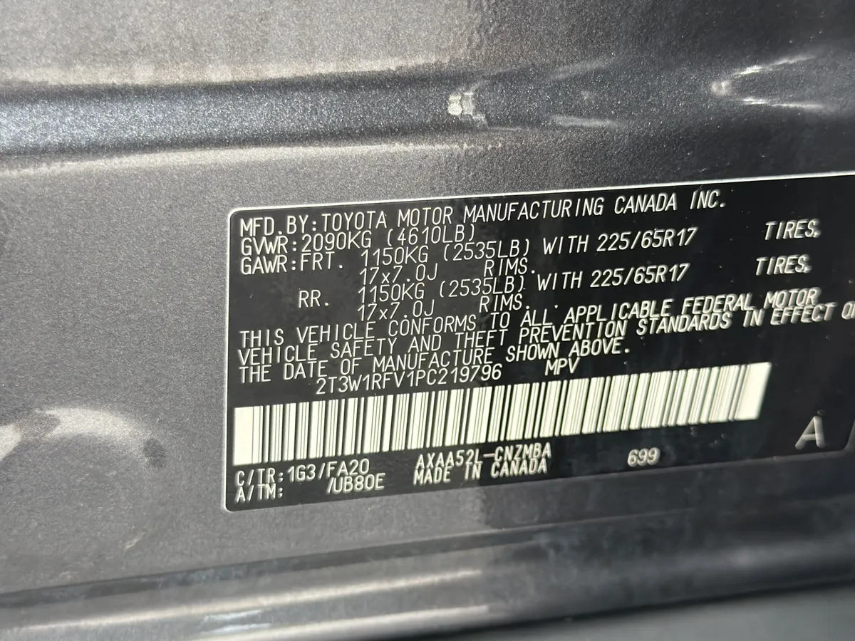2023 Toyota RAV4 XLE thumbnail 27
