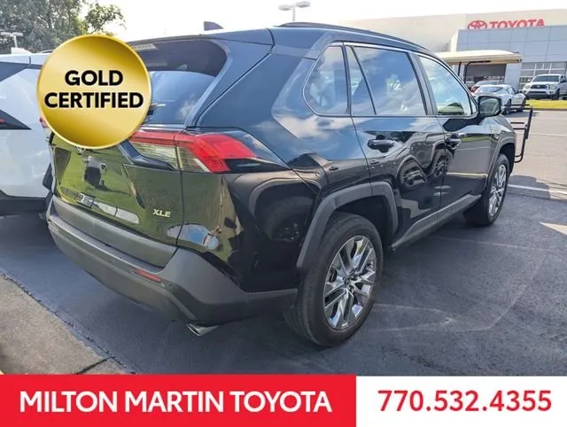 2023 Toyota RAV4 XLE Premium thumbnail 3