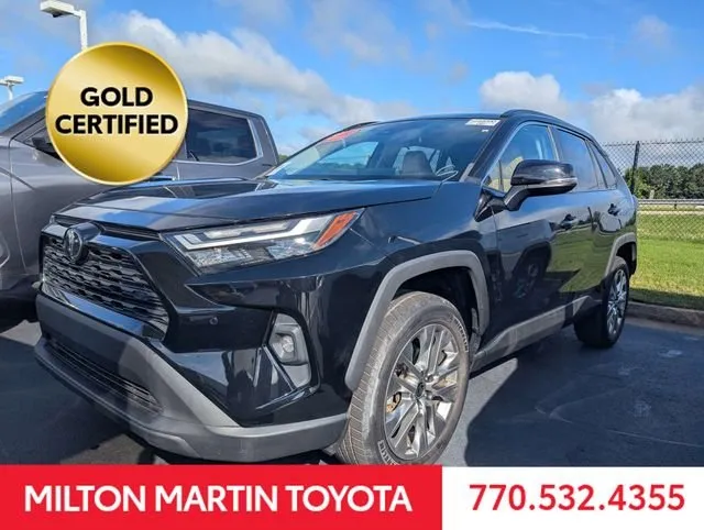 2023 Toyota RAV4 XLE Premium thumbnail 5
