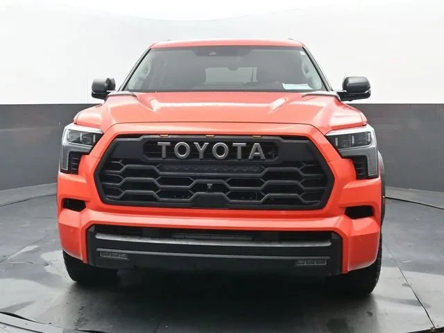 2023 Toyota Sequoia TRD Pro thumbnail 24