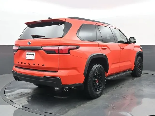 2023 Toyota Sequoia TRD Pro thumbnail 25