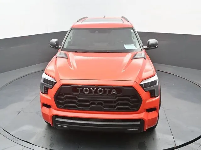 2023 Toyota Sequoia TRD Pro thumbnail 33
