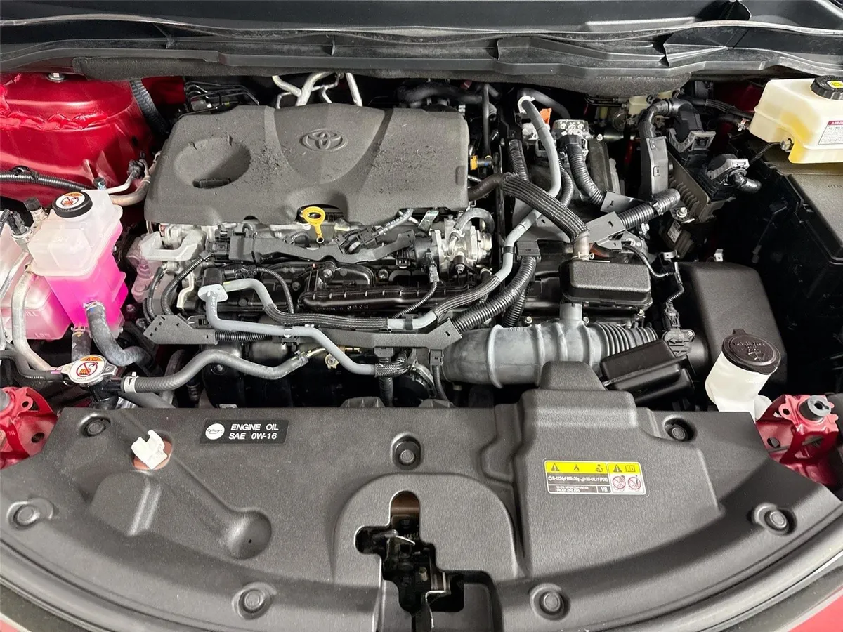 2023 Toyota Sienna Limited 7-Passenger thumbnail 48