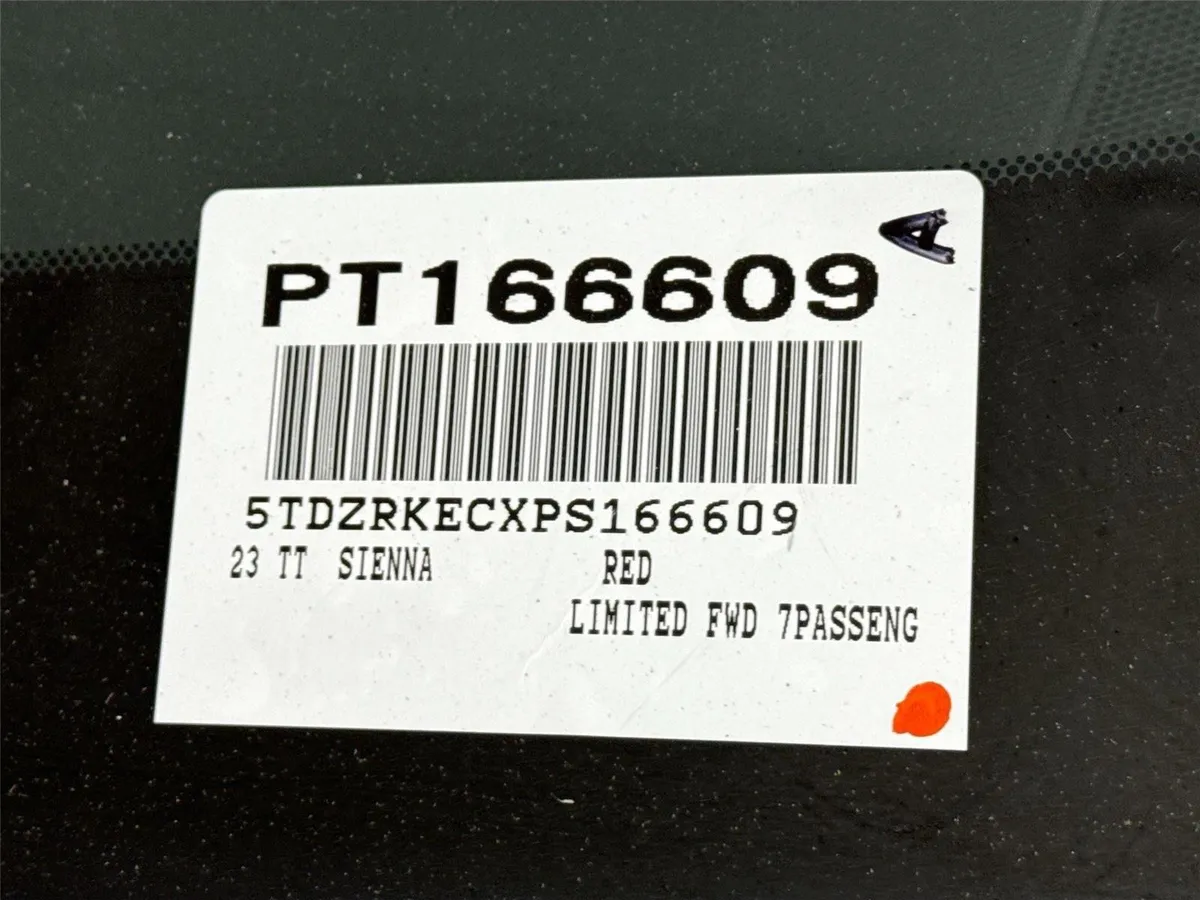 2023 Toyota Sienna Limited 7-Passenger thumbnail 50