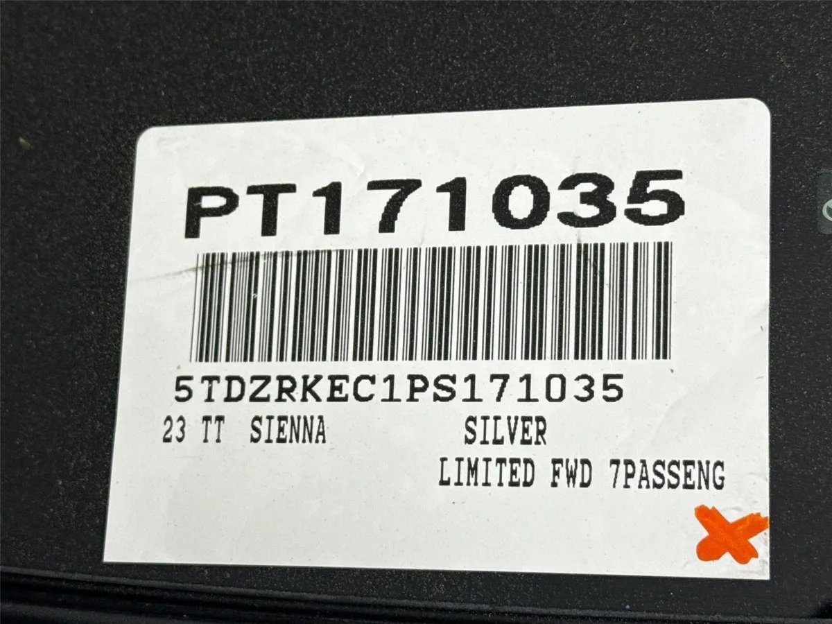 2023 Toyota Sienna Limited thumbnail 47