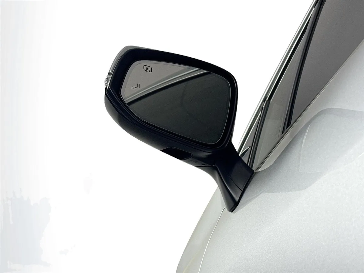 2023 Toyota Sienna Limited thumbnail 5