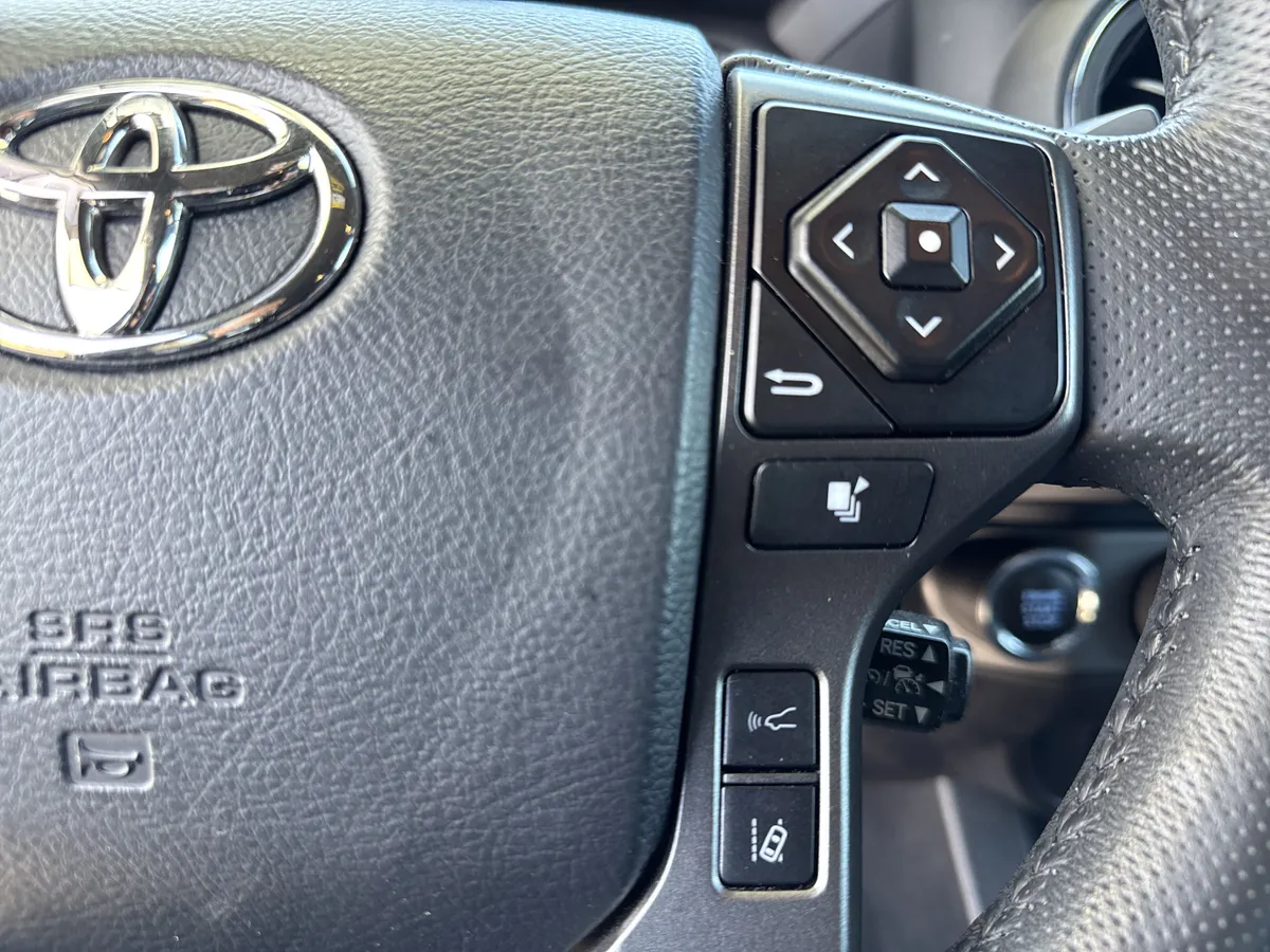 2023 Toyota Tacoma 4WD TRD Off Road thumbnail 20