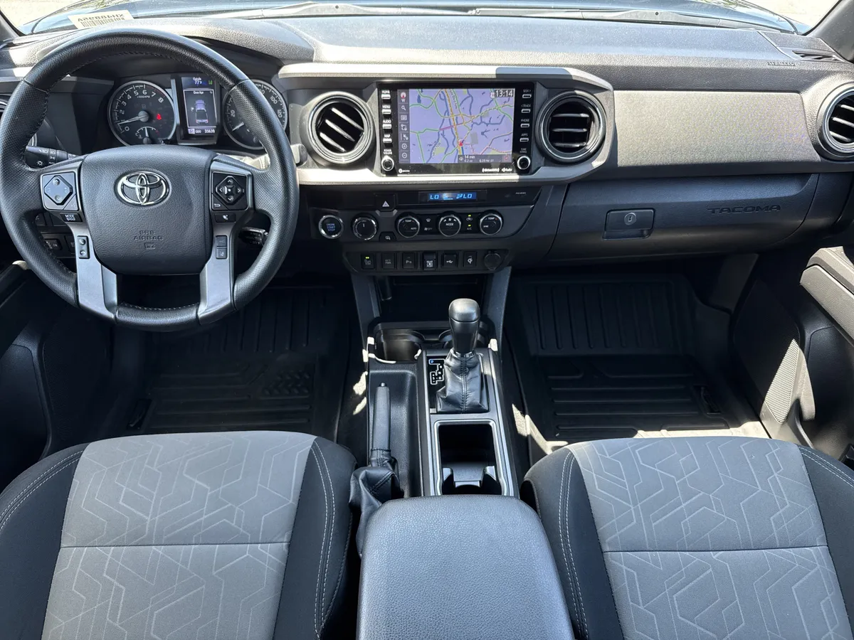 2023 Toyota Tacoma 4WD TRD Off Road thumbnail 26