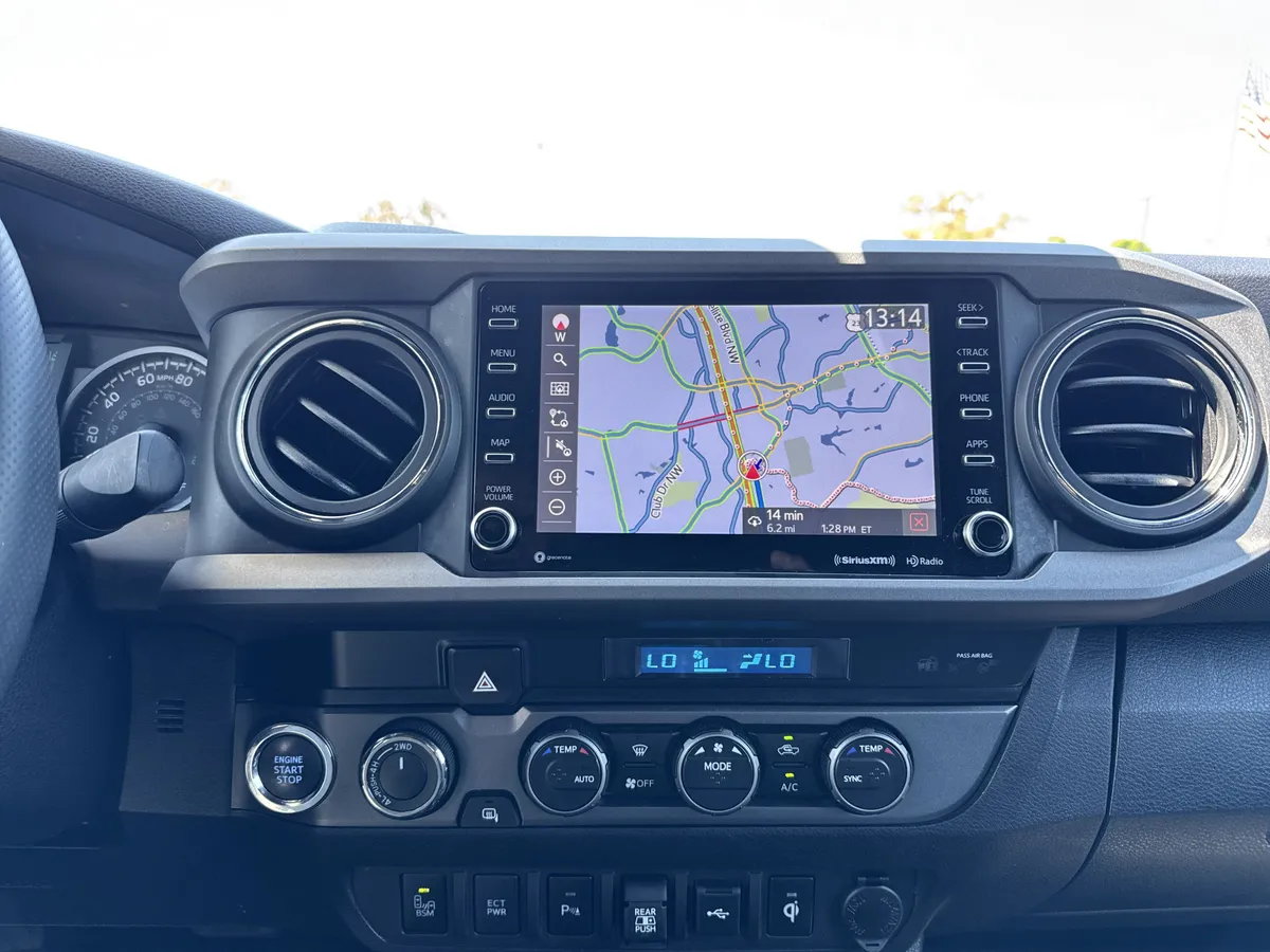 2023 Toyota Tacoma 4WD TRD Off Road thumbnail 27