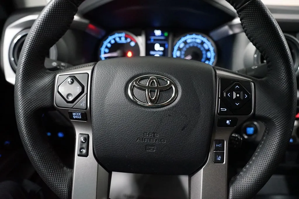 2023 Toyota Tacoma SR5 thumbnail 13