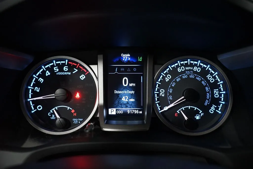 2023 Toyota Tacoma SR5 thumbnail 16