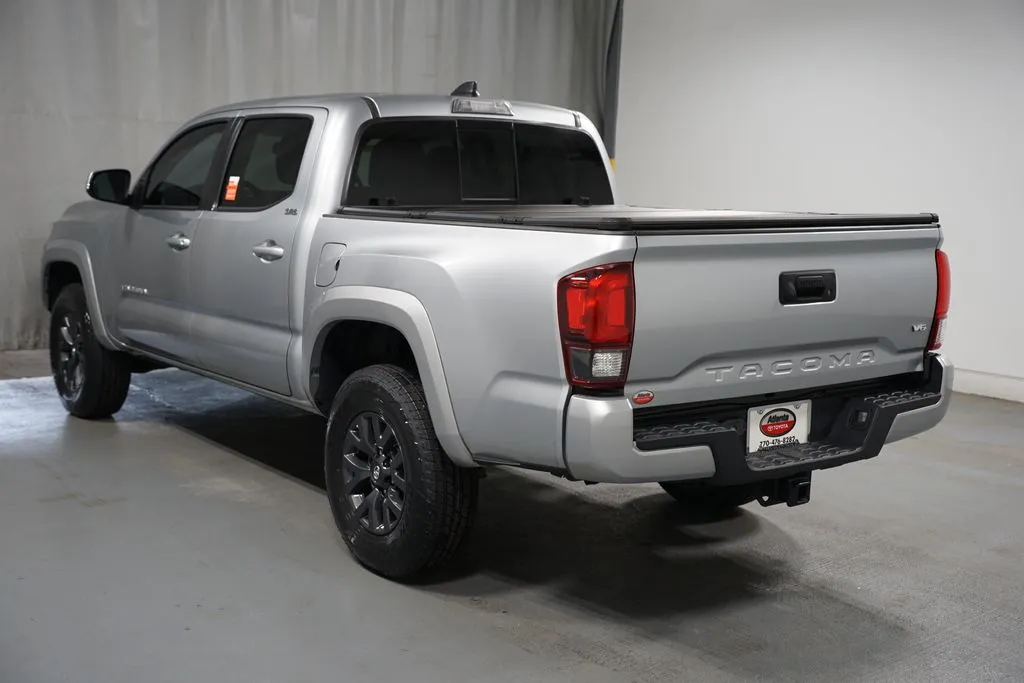 2023 Toyota Tacoma SR5 thumbnail 6