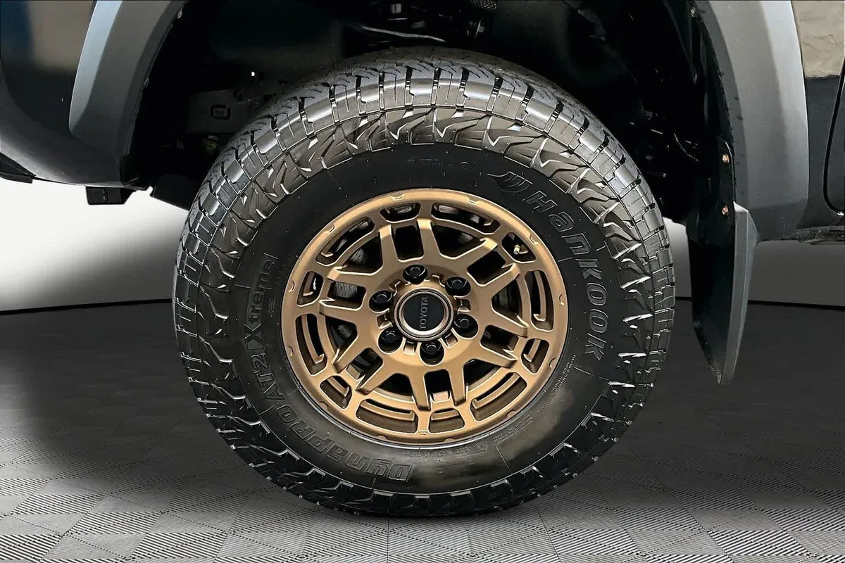 2023 Toyota Tacoma Trail Edition thumbnail 11