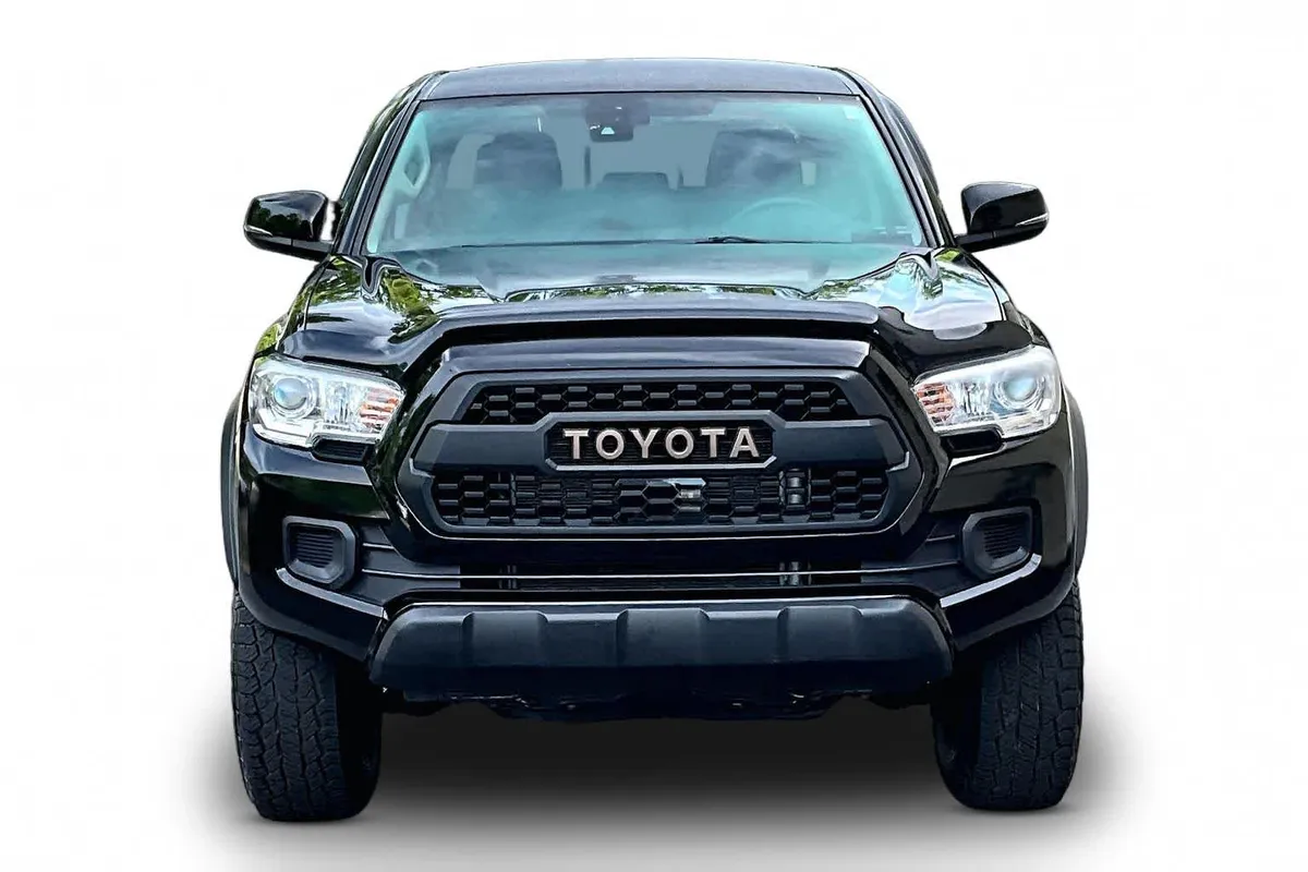2023 Toyota Tacoma Trail Edition thumbnail 4