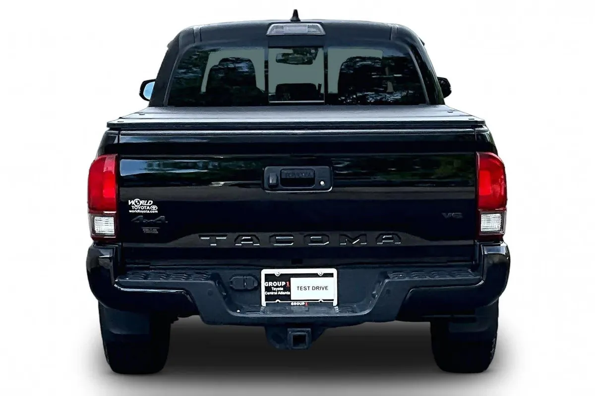 2023 Toyota Tacoma Trail Edition thumbnail 5