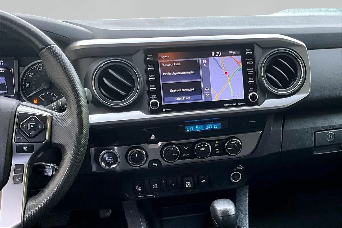 2023 Toyota Tacoma Trail Edition thumbnail 7