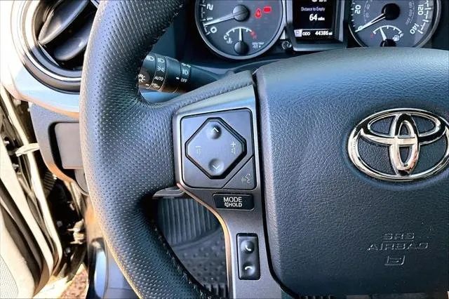 2023 Toyota TACOMA TRD SPORT thumbnail 22