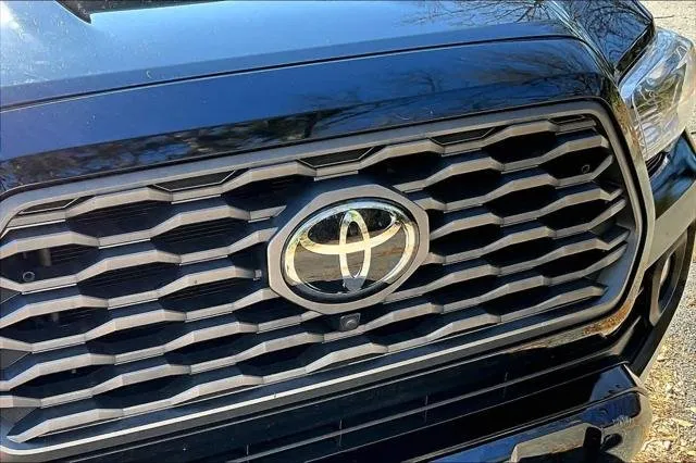 2023 Toyota TACOMA TRD SPORT thumbnail 28