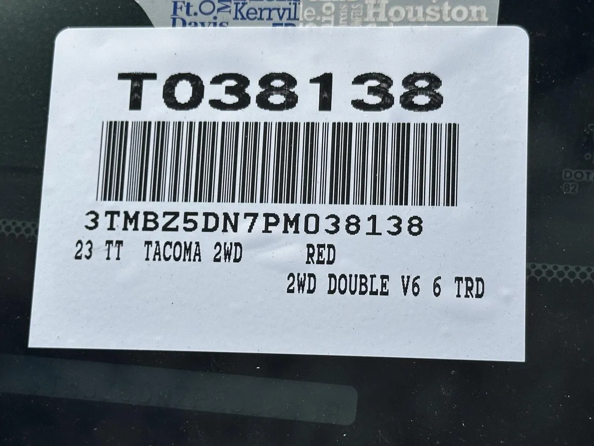 2023 Toyota Tacoma TRD Sport thumbnail 15