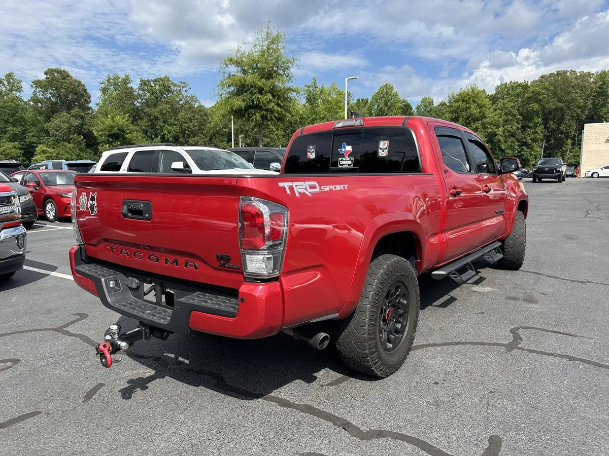 2023 Toyota Tacoma TRD Sport thumbnail 6