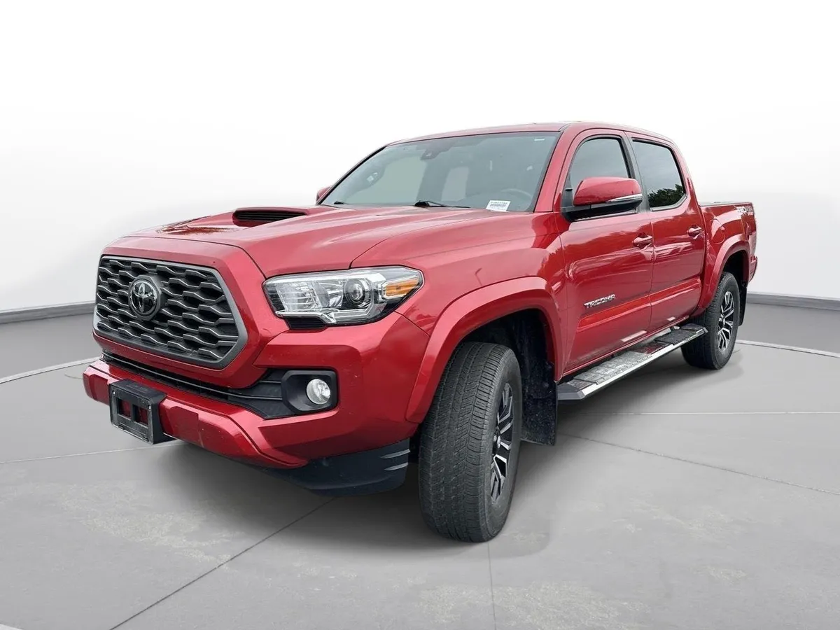 2023 Toyota Tacoma TRD Sport thumbnail 2