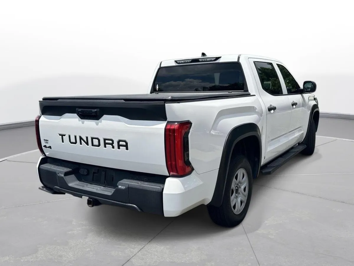 2023 TOYOTA TRUCK TUNDRA 4WD SR thumbnail 6