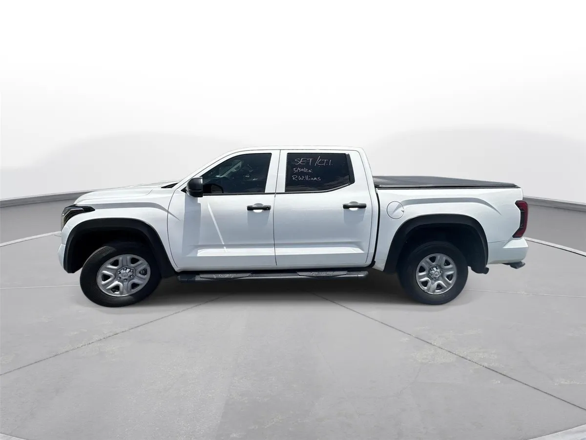 2023 TOYOTA TRUCK TUNDRA 4WD SR thumbnail 9