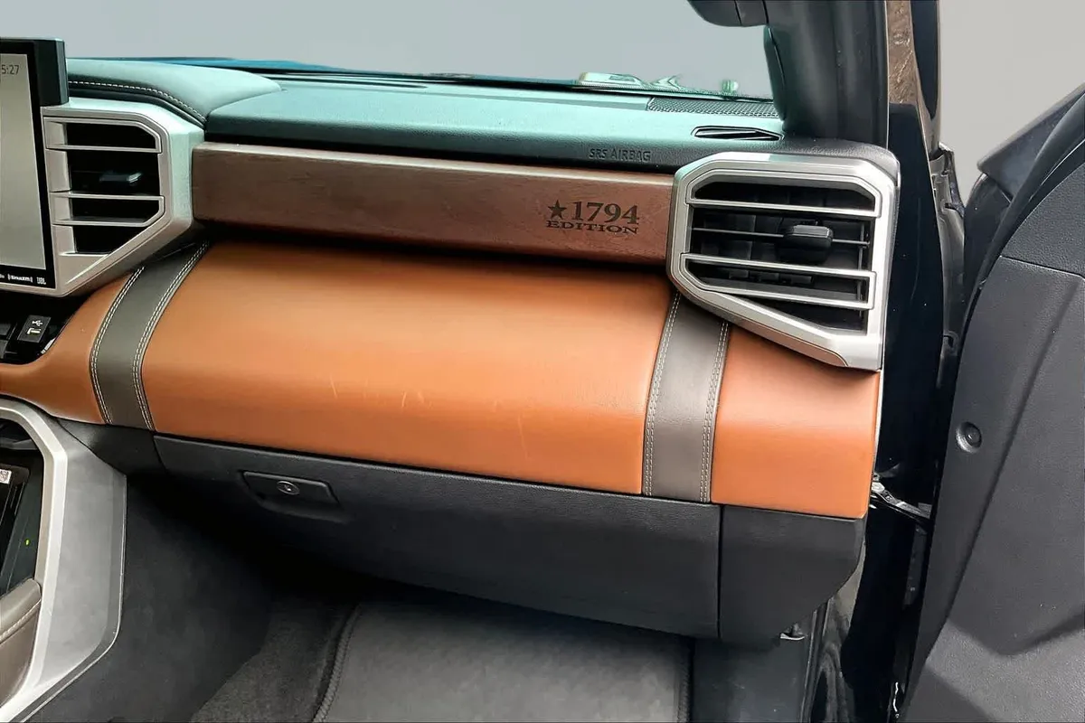 2023 Toyota Tundra 1794 Edition thumbnail 19