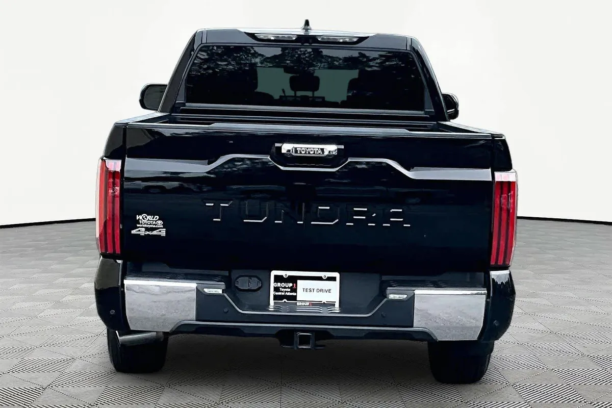 2023 Toyota Tundra 1794 Edition thumbnail 5