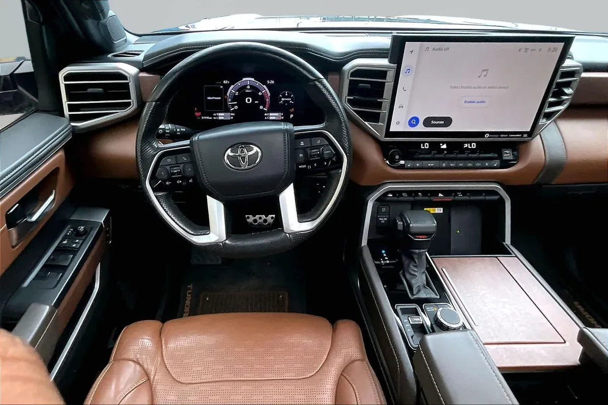 2023 Toyota Tundra 1794 Edition thumbnail 6