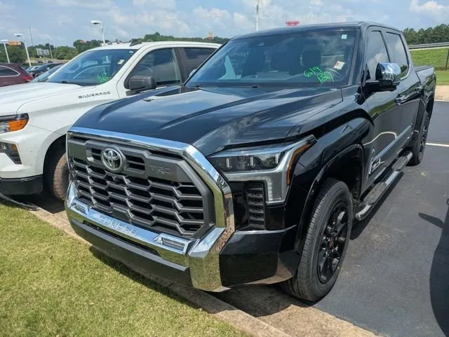 2023 Toyota Tundra 1794 thumbnail 3