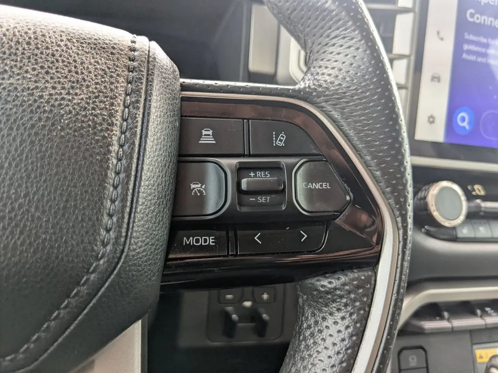 2023 Toyota Tundra 4WD Limited thumbnail 22