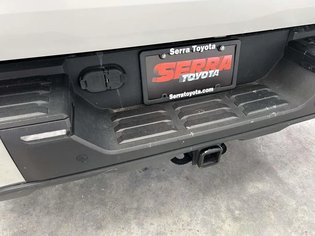 2023 Toyota Tundra Hybrid Capstone thumbnail 13