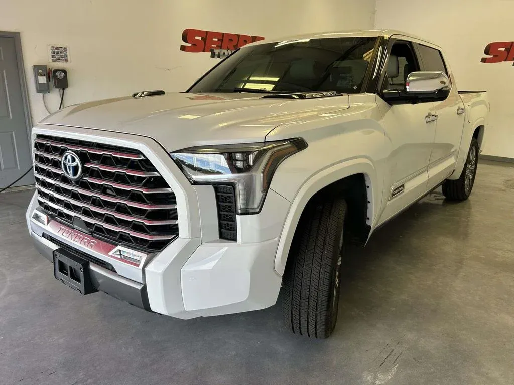 2023 Toyota Tundra Hybrid Capstone thumbnail 7