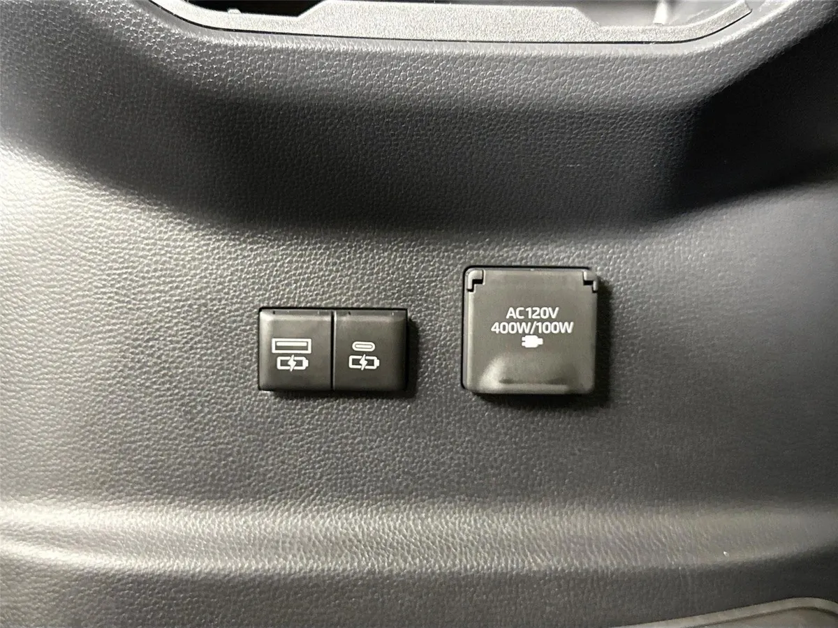 2023 Toyota Tundra Limited thumbnail 40