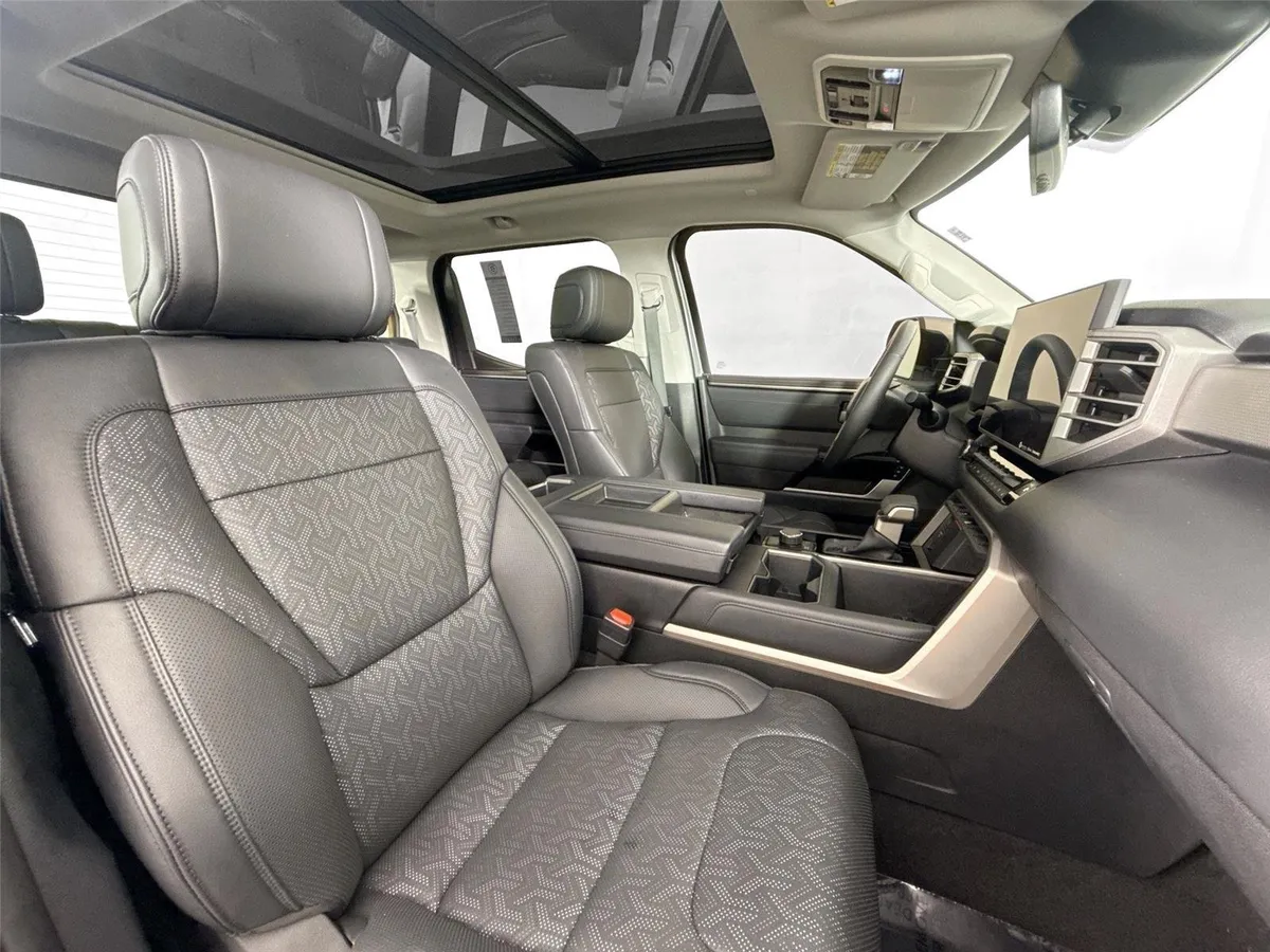 2023 Toyota Tundra Limited thumbnail 46