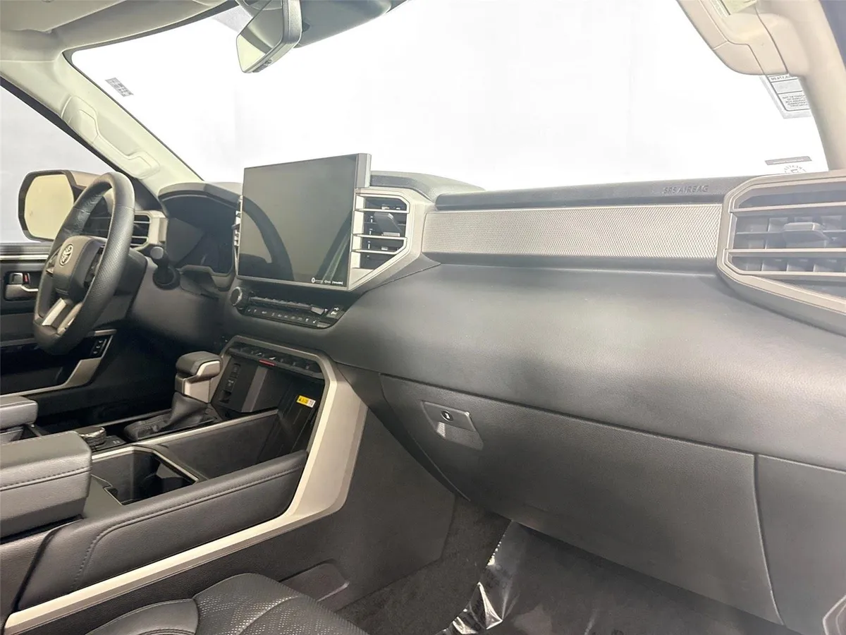 2023 Toyota Tundra Limited thumbnail 47
