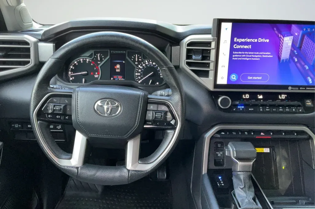 2023 Toyota Tundra Limited thumbnail 13