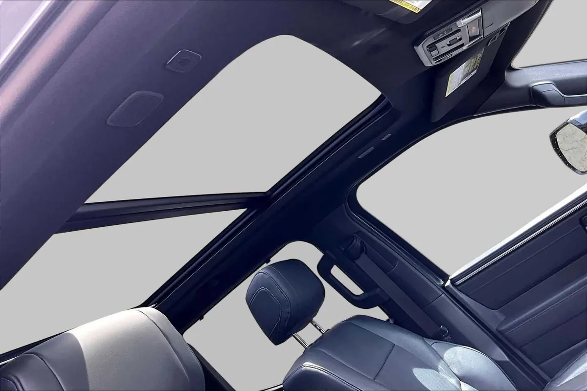 2023 Toyota Tundra Platinum thumbnail 14