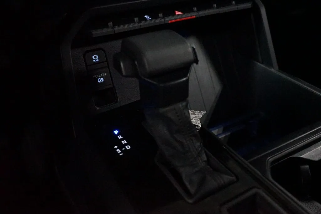 2023 Toyota Tundra SR thumbnail 21