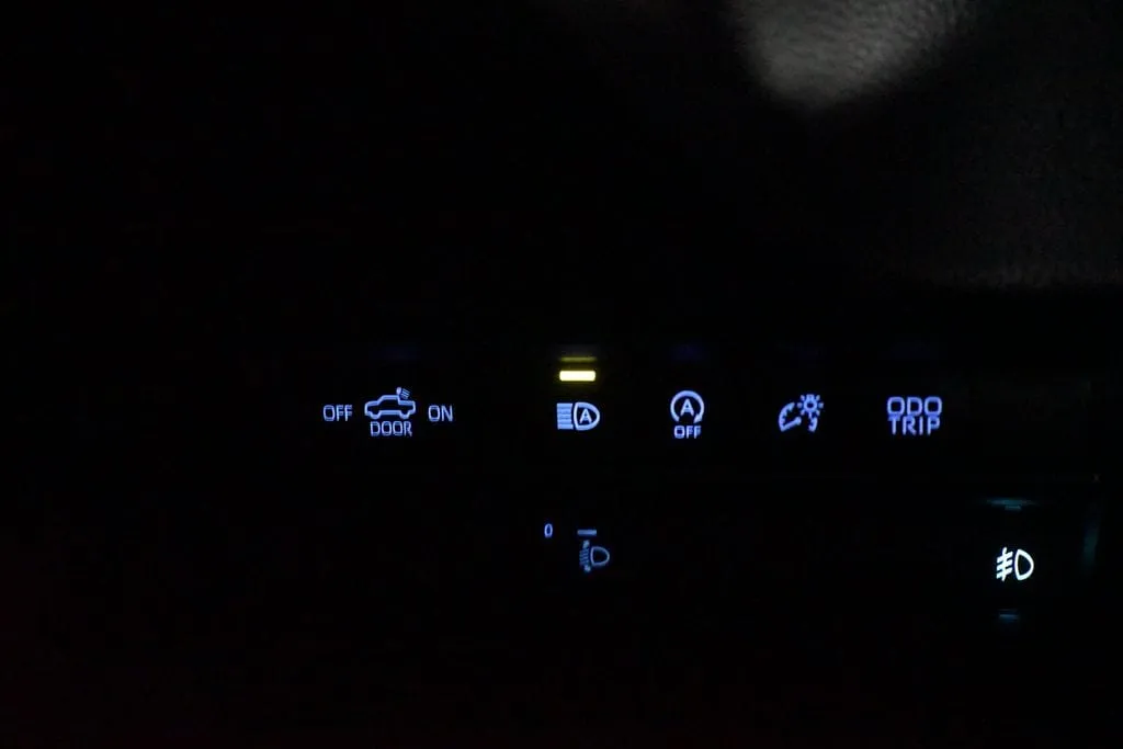 2023 Toyota Tundra SR thumbnail 24