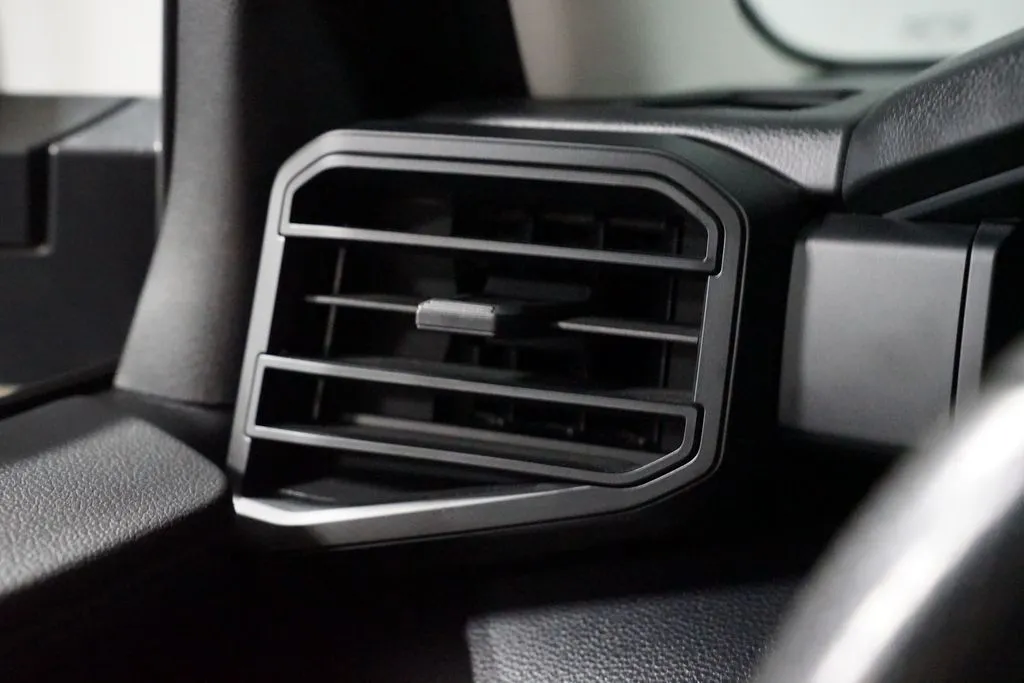 2023 Toyota Tundra SR thumbnail 25